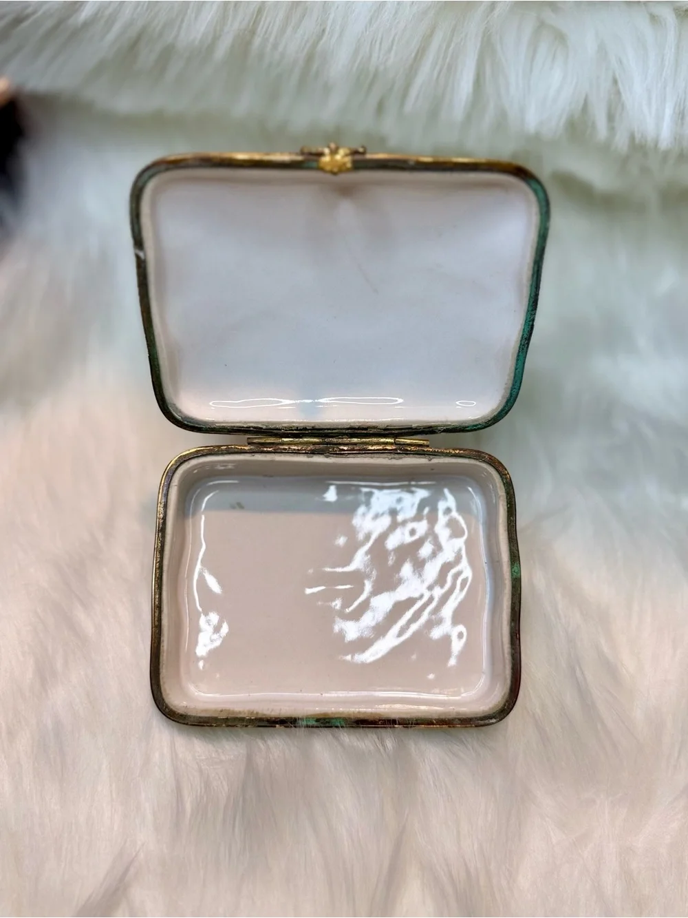 Hand-Painted Floral Porcelain Trinket Box - Blue & White with Gold Accents